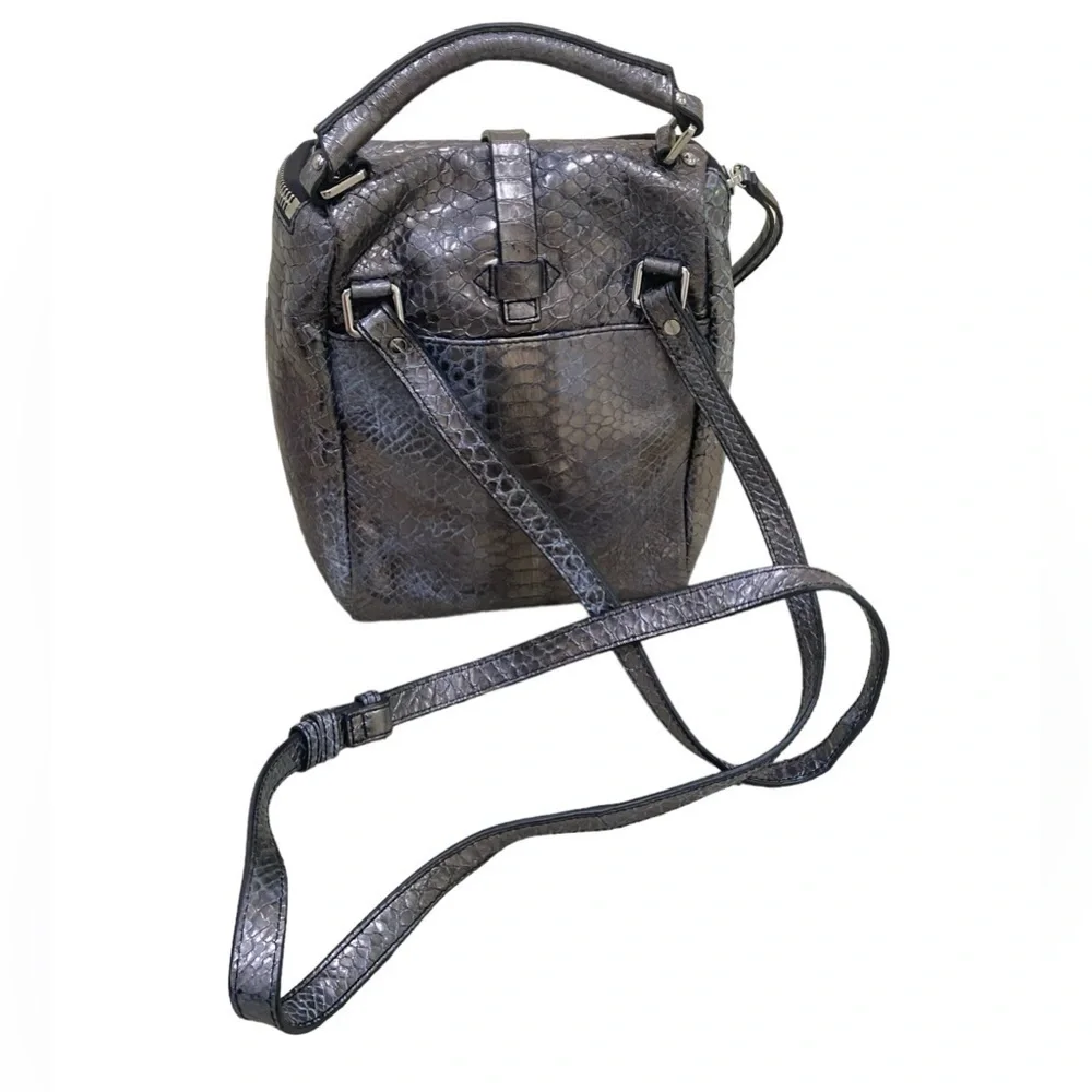 Kenneth Cole pewter python print bucket bag crossbody adjustable strap